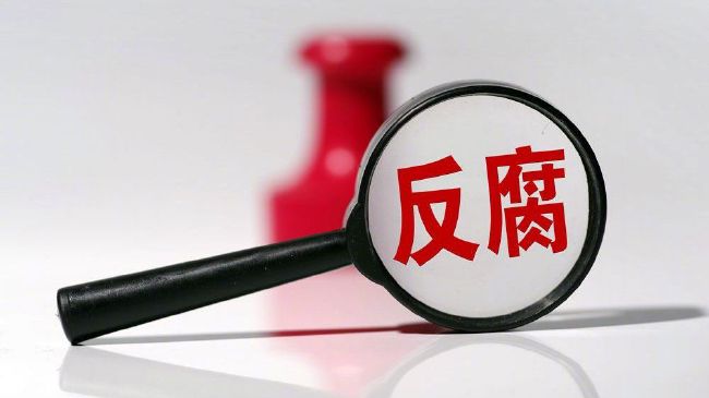 上场前克洛普说了什么？埃利奥特：“试着带来不同，他让我们充满信心，自由去发挥，以我们的方式比赛，表达自己，更重要的是帮助球队。